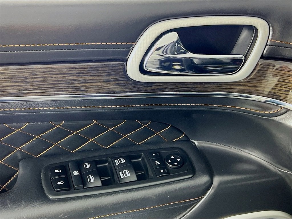 2020 Jeep Grand Cherokee Summit