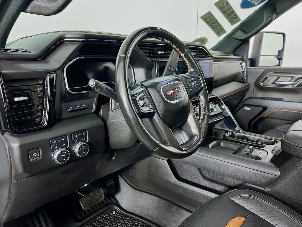 2024 GMC Sierra 2500 HD AT4