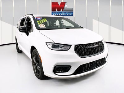 2023 Chrysler Pacifica Limited AWD