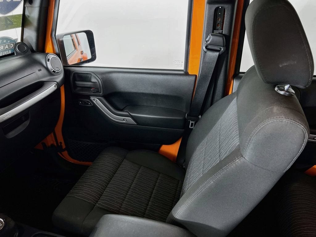 2012 Jeep Wrangler Unlimited Sahara