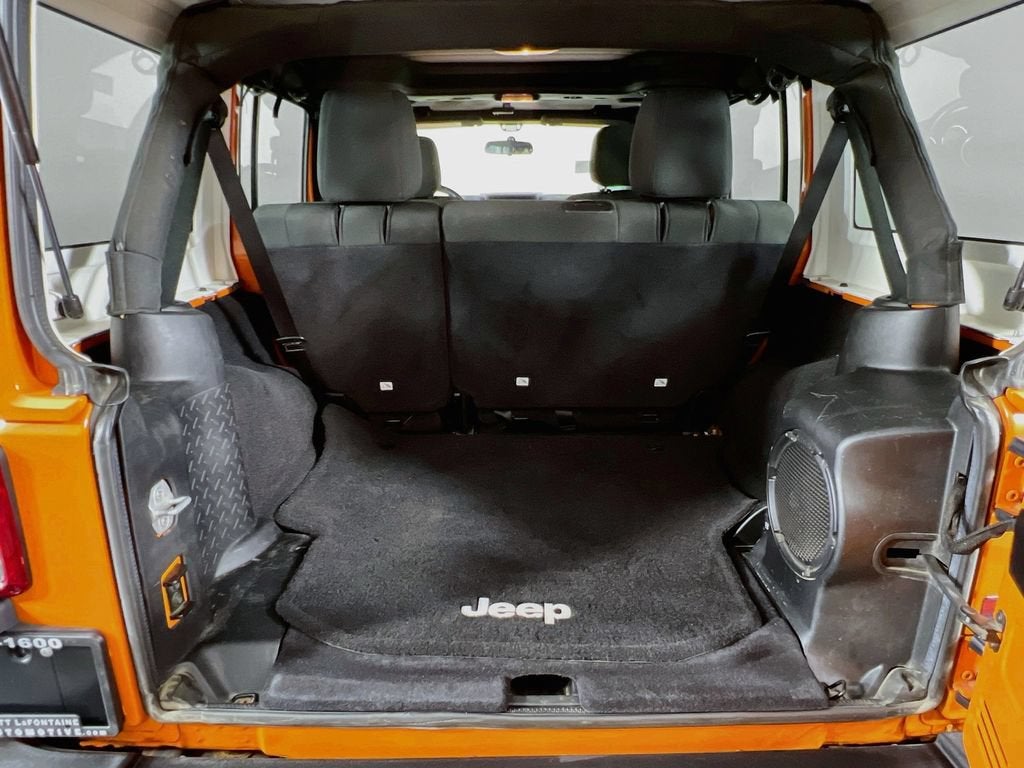2012 Jeep Wrangler Unlimited Sahara