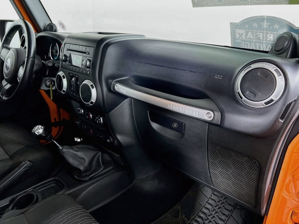 2012 Jeep Wrangler Unlimited Sahara