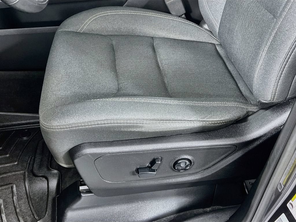 2019 RAM 1500 Big Horn/Lone Star Crew Cab 4x4 5'7" Box