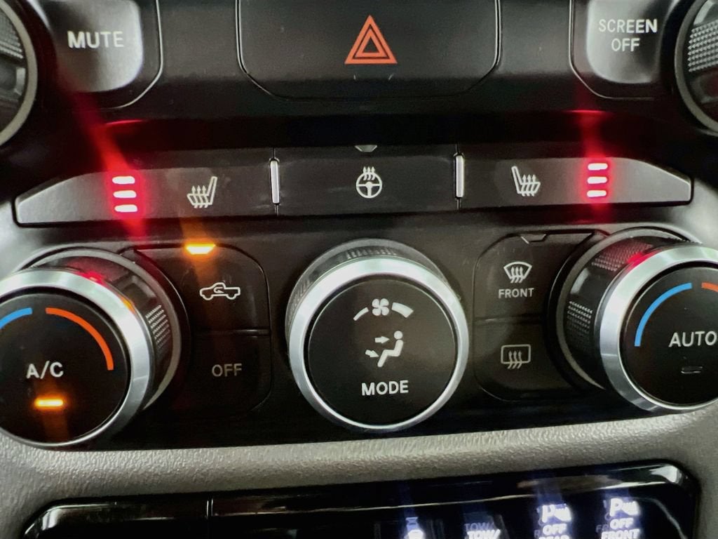 2019 RAM 1500 Big Horn/Lone Star Crew Cab 4x4 5'7" Box