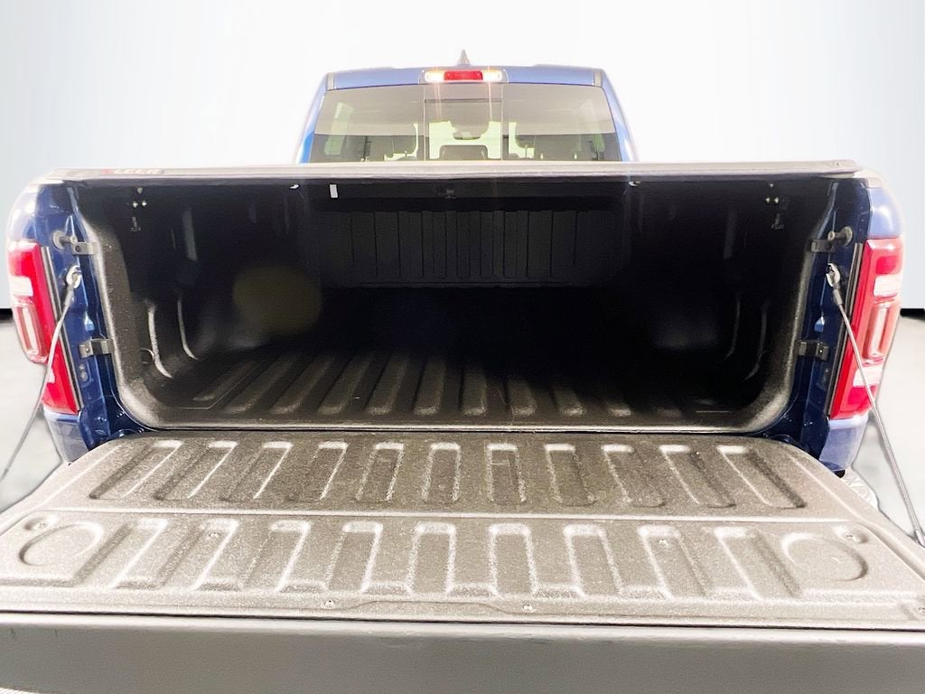 2020 RAM 1500 Limited Crew Cab 4x4 5'7" Box