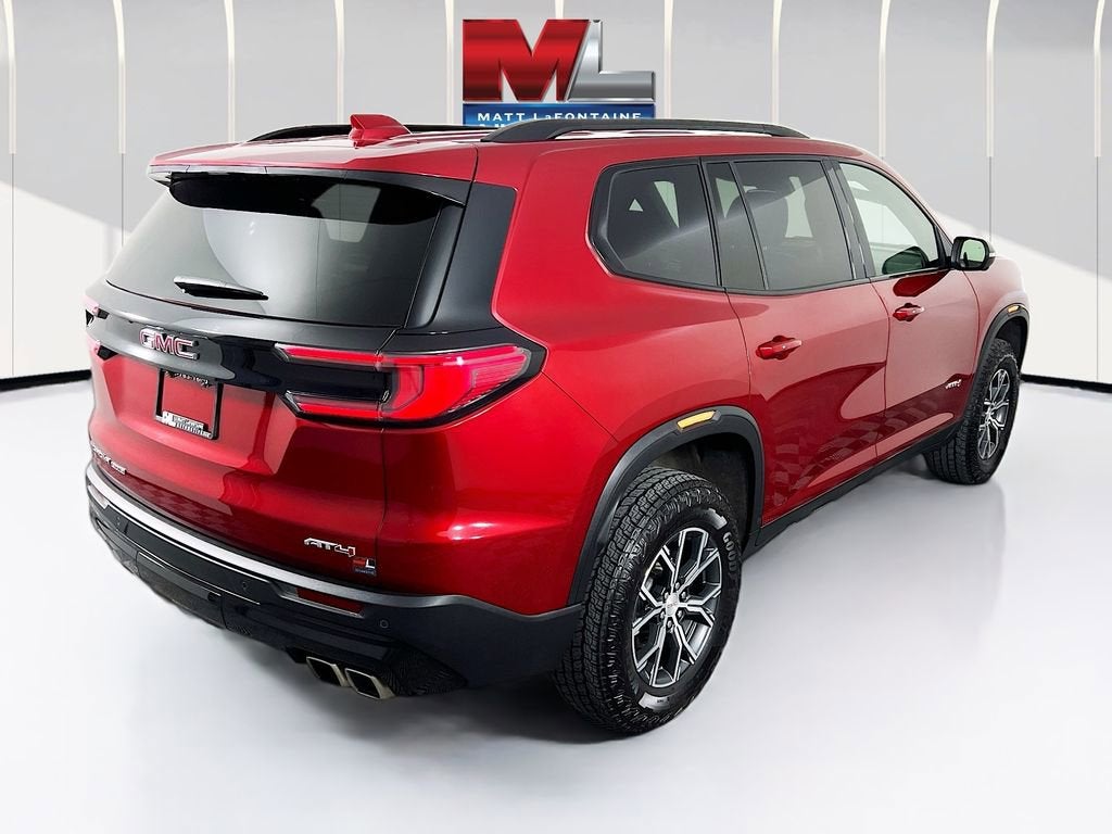 2024 GMC Acadia AT4