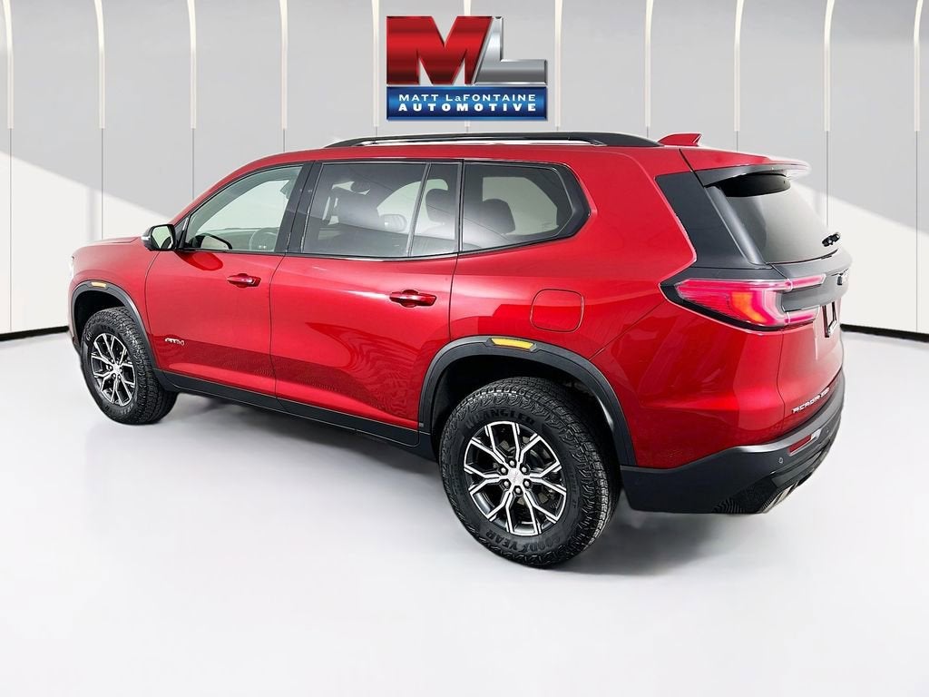 2024 GMC Acadia AT4