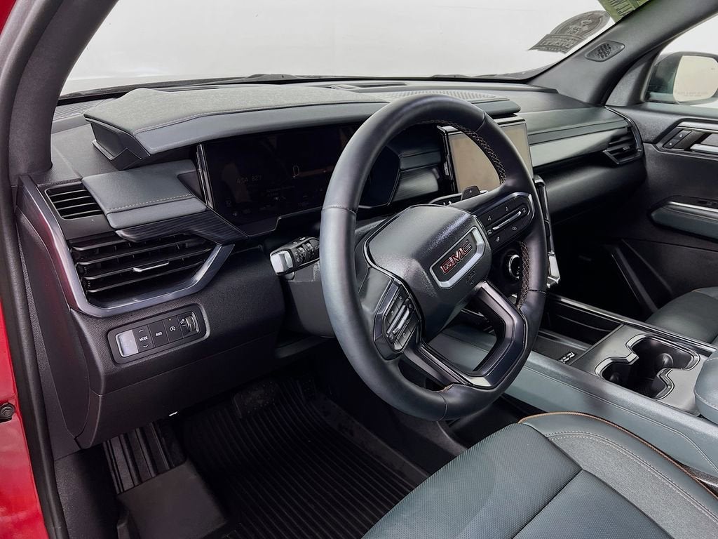 2024 GMC Acadia AT4
