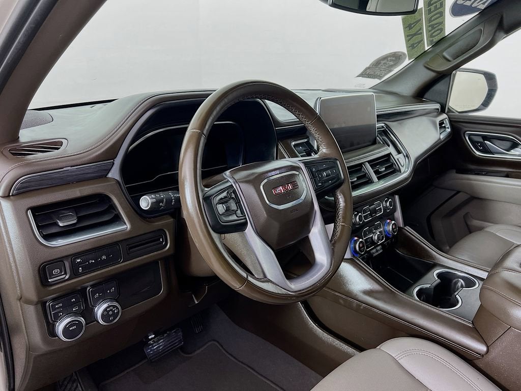 2023 GMC Yukon SLT