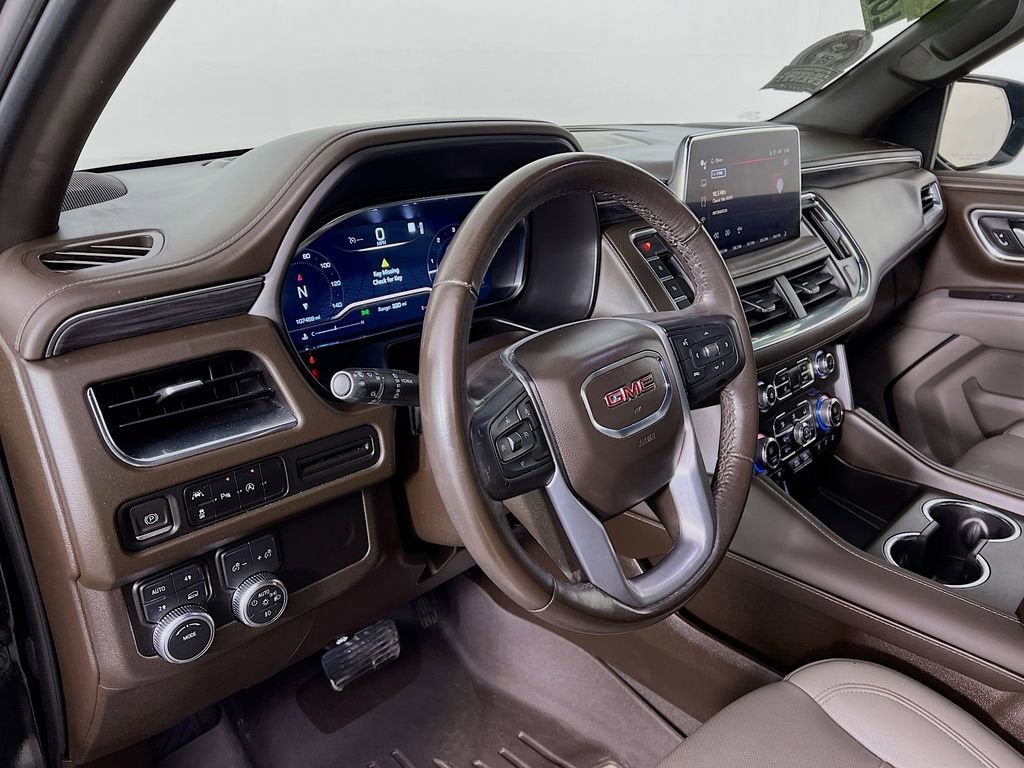 2023 GMC Yukon XL SLT