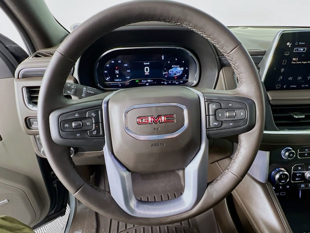 2024 GMC Yukon XL SLT