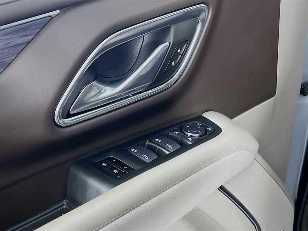 2024 GMC Yukon XL SLT