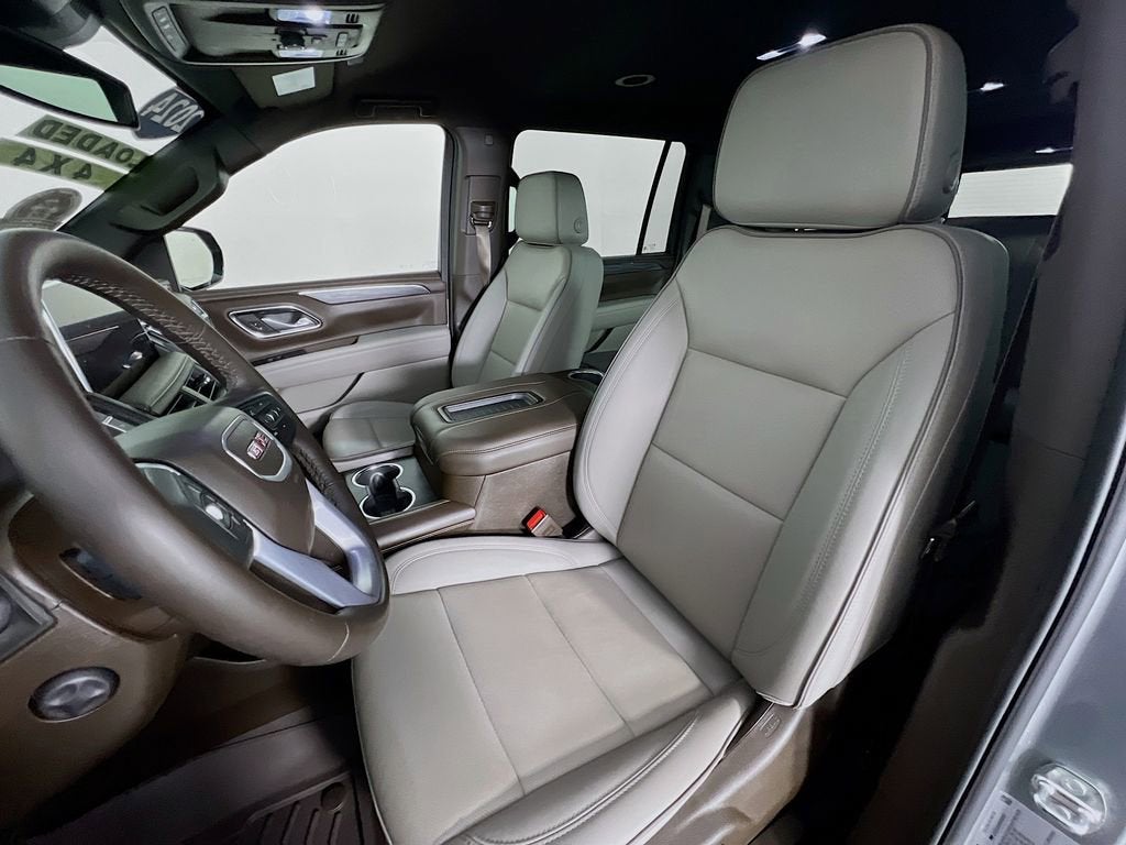 2024 GMC Yukon XL SLT