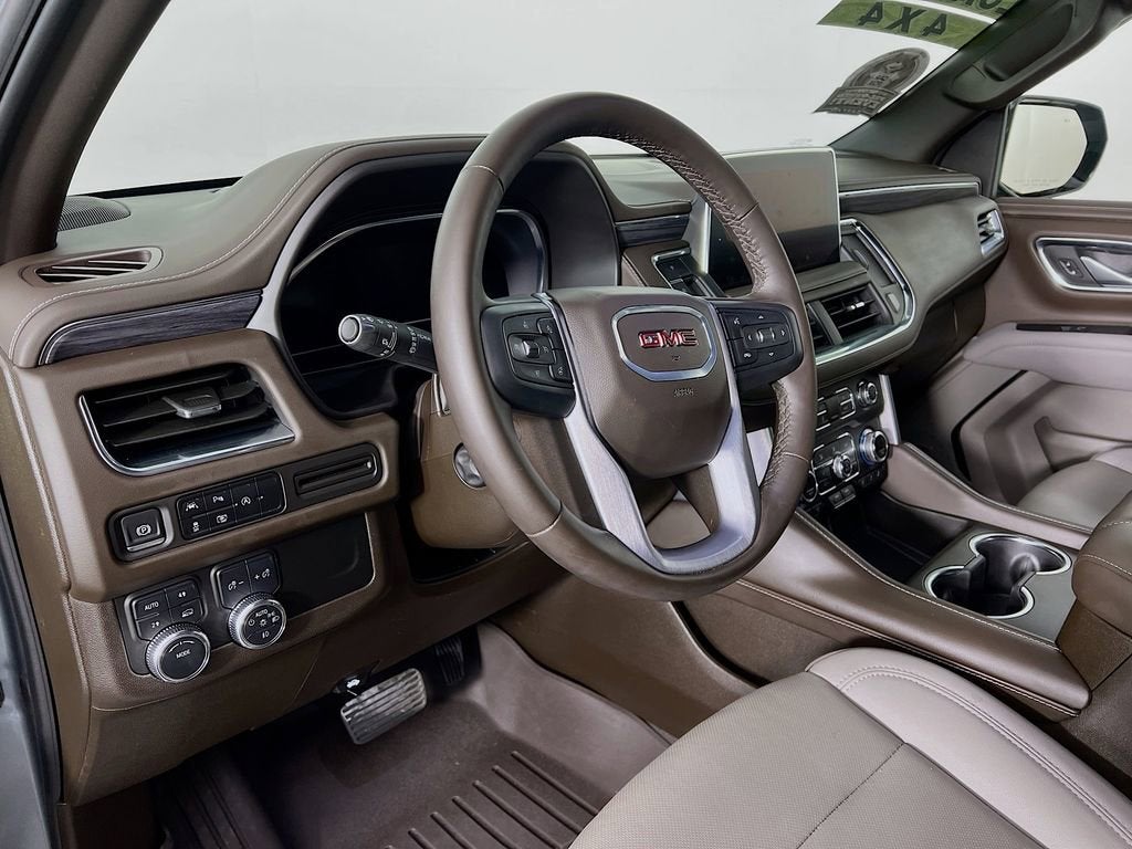 2024 GMC Yukon XL SLT