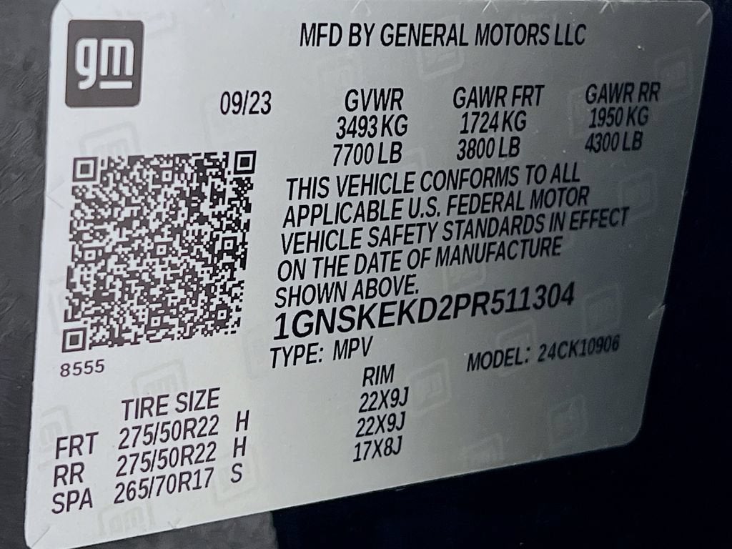 2023 Chevrolet Suburban RST