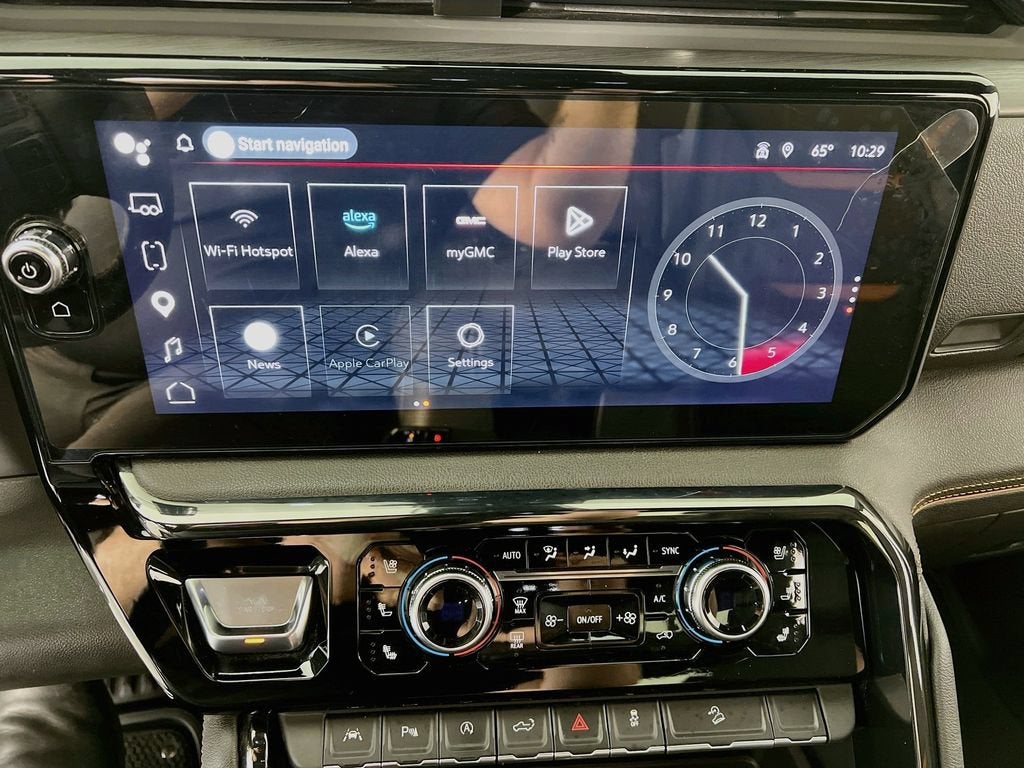 2023 GMC Sierra 1500 AT4